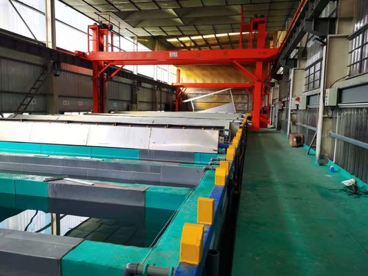 Guter Preis 80 Tonnen/Monat halbautomatische Harteloxalanlage für schwarz eloxierte Aluminiumteile Online