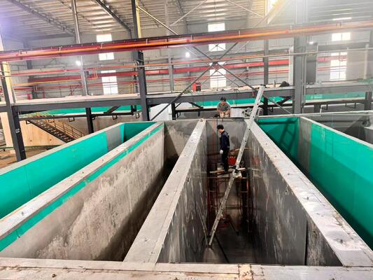 Guter Preis 2800 Tons/Month Vertical Anodizing Line for Cosmetic Caps and Bottle Bodies Automatic Anodizing Production Line Online